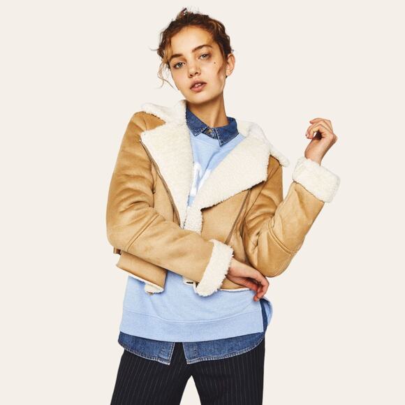 BERSHKA Suede Sherpa Lined Cropped Jacket Wide Notch Lapel Zip Warm Beige Small - Picture 1 of 12